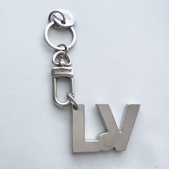 Louis Vuitton Keychain Bag Charm LV Logo Silver Authentic Key Holder - Picture 1 of 8